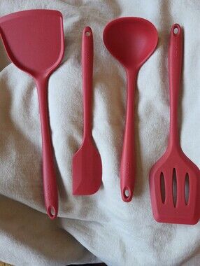 Carote - 4-piece Cooking Utensil Set, NWOT